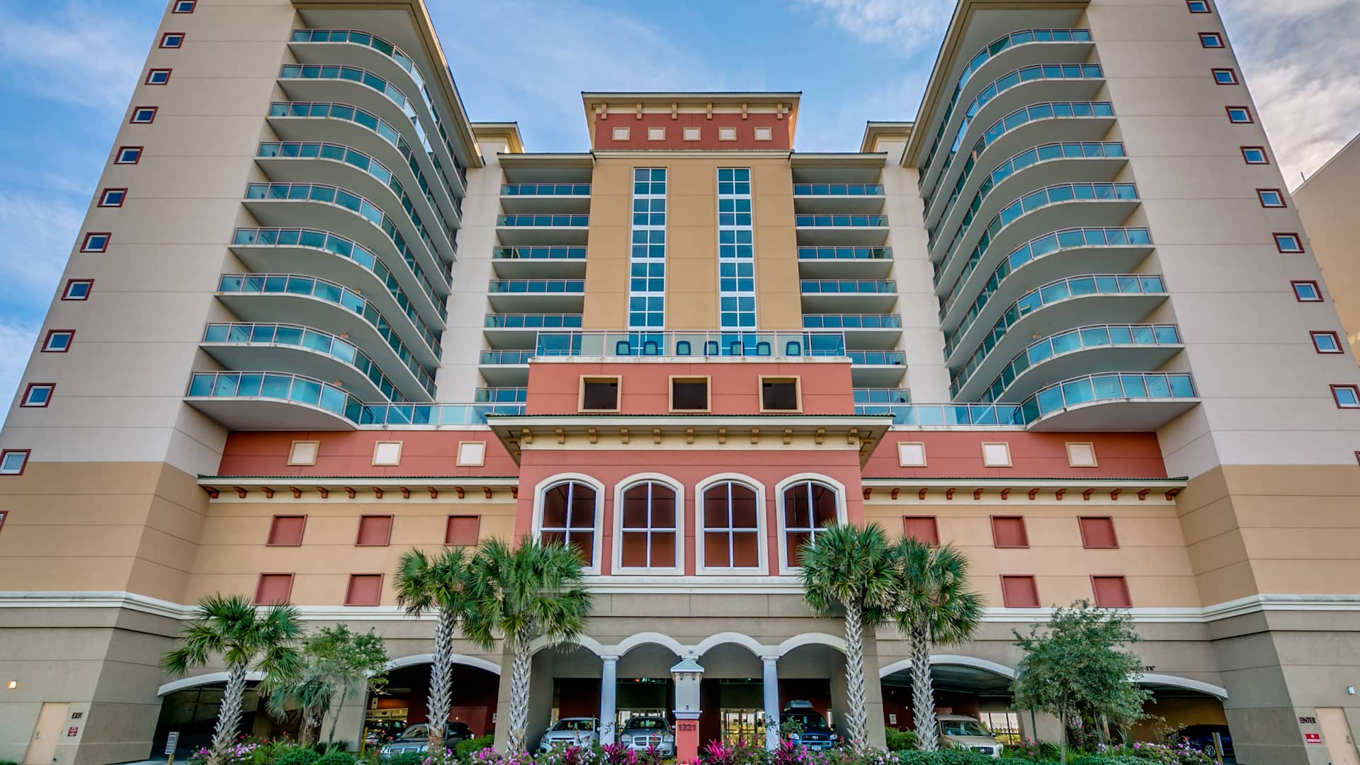 Bahama Sands Exterior